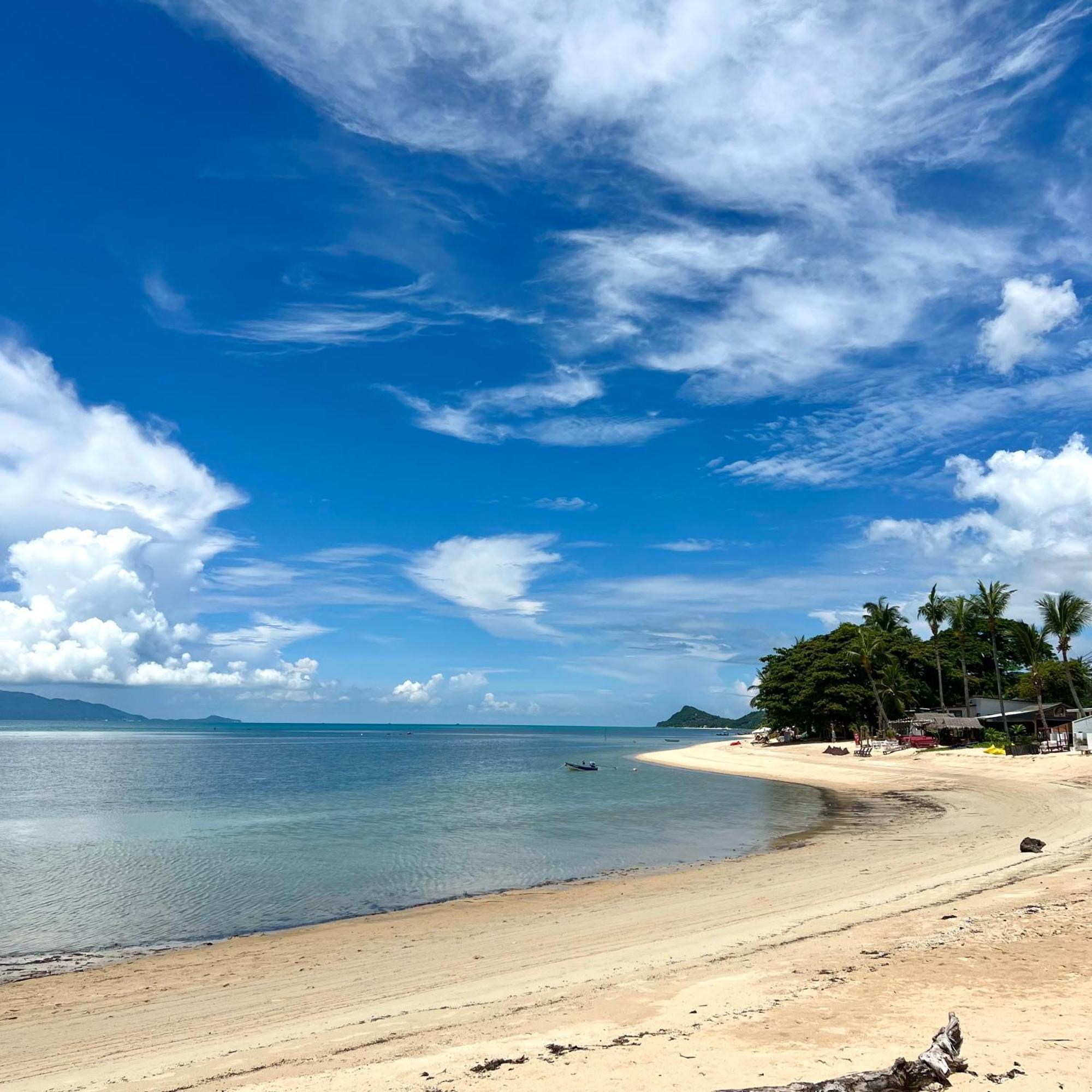 Baan Bodang In Bang Po Beach,